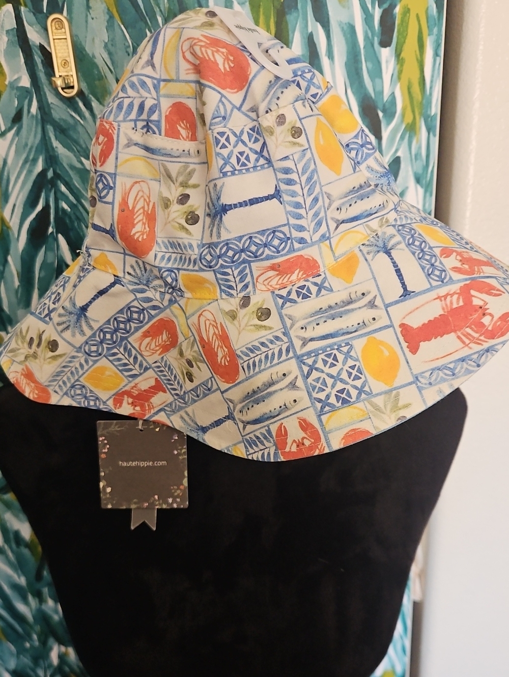 Haute Hippie Beach Vibe Collapsable Bucket Hat in White, Blue & Coral - NWT